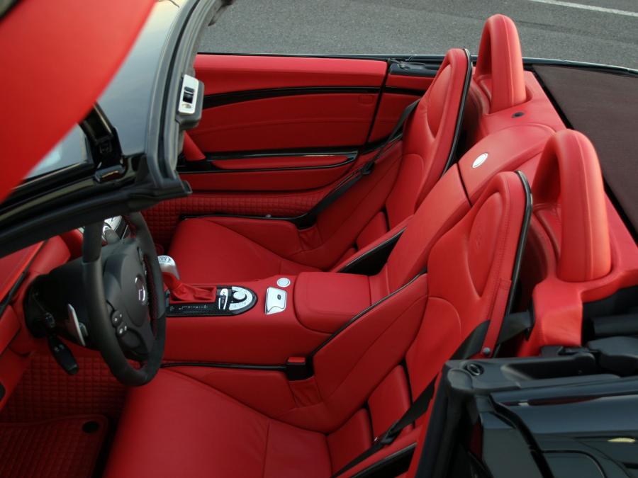 Интерьер Mercedes-Benz SLR McLaren Roadster by Brabus (R199) 2008 года  (фото 48 из 61)